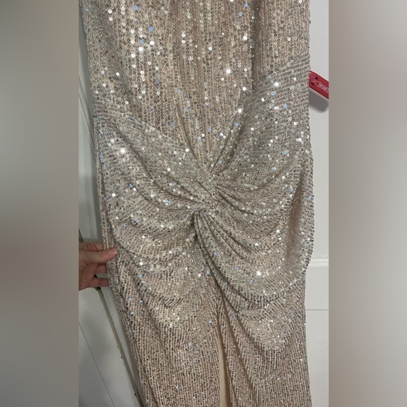 Ieena for Mac Duggal SEQUINED HIGH NECK SIDE KNOT GOWN in nude silver - Picture 5 of 11